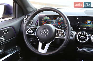 Внедорожник / Кроссовер Mercedes-Benz GLB-Class 2021 в 