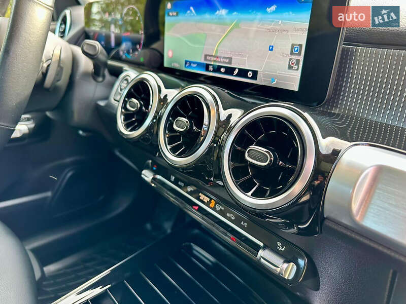 Внедорожник / Кроссовер Mercedes-Benz GLB-Class 2021 в Виннице