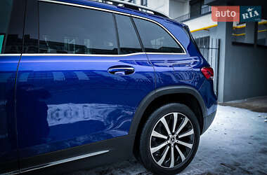Внедорожник / Кроссовер Mercedes-Benz GLB-Class 2021 в 