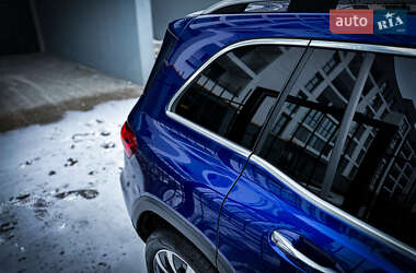 Внедорожник / Кроссовер Mercedes-Benz GLB-Class 2021 в 