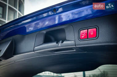 Внедорожник / Кроссовер Mercedes-Benz GLB-Class 2021 в 