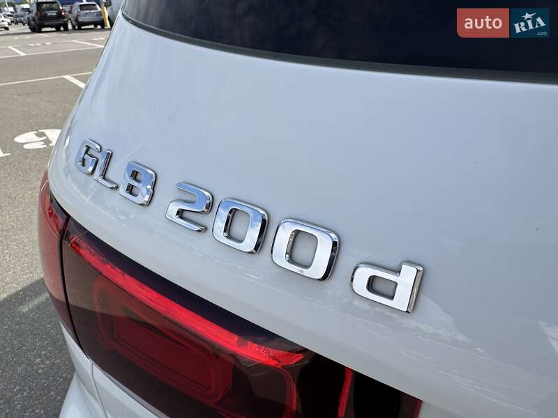 Позашляховик / Кросовер Mercedes-Benz GLB-Class 2022 в Києві
