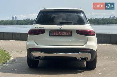 Внедорожник / Кроссовер Mercedes-Benz GLB-Class 2022 в 