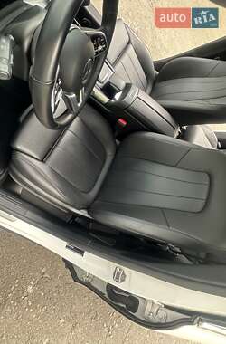 Внедорожник / Кроссовер Mercedes-Benz GLB-Class 2022 в 