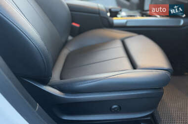 Внедорожник / Кроссовер Mercedes-Benz GLB-Class 2020 в 
