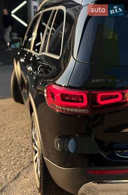 Внедорожник / Кроссовер Mercedes-Benz GLB-Class 2021 в 