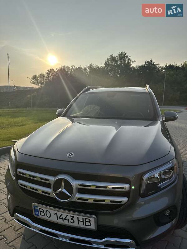 Внедорожник / Кроссовер Mercedes-Benz GLB-Class 2020 в Тернополе