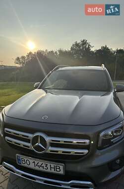 Позашляховик / Кросовер Mercedes-Benz GLB-Class 2020 в 