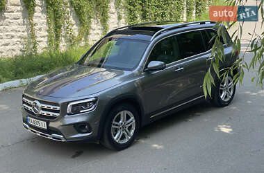 Внедорожник / Кроссовер Mercedes-Benz GLB-Class 2021 в 