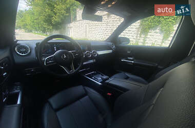 Внедорожник / Кроссовер Mercedes-Benz GLB-Class 2021 в 