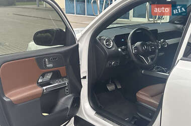 Внедорожник / Кроссовер Mercedes-Benz GLB-Class 2021 в 