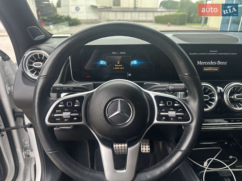 Внедорожник / Кроссовер Mercedes-Benz GLB-Class 2021 в Запорожье