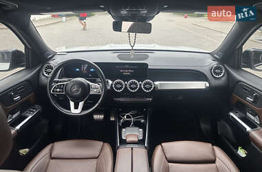 Внедорожник / Кроссовер Mercedes-Benz GLB-Class 2021 в 