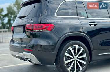 Внедорожник / Кроссовер Mercedes-Benz GLB-Class 2022 в 