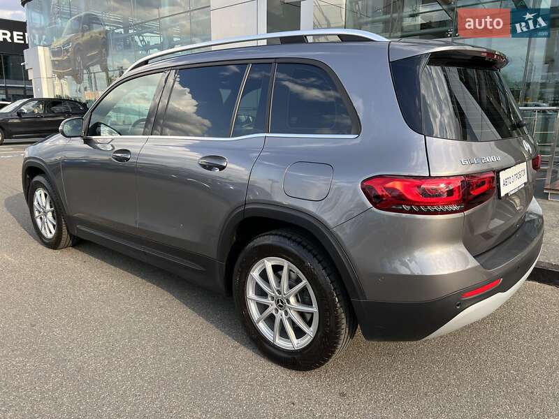 Внедорожник / Кроссовер Mercedes-Benz GLB-Class 2021 в Киеве
