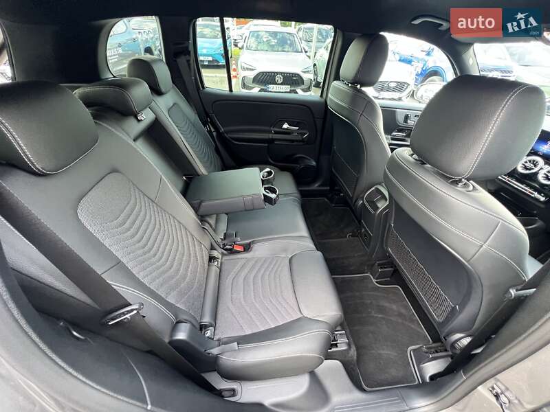 Внедорожник / Кроссовер Mercedes-Benz GLB-Class 2021 в Киеве