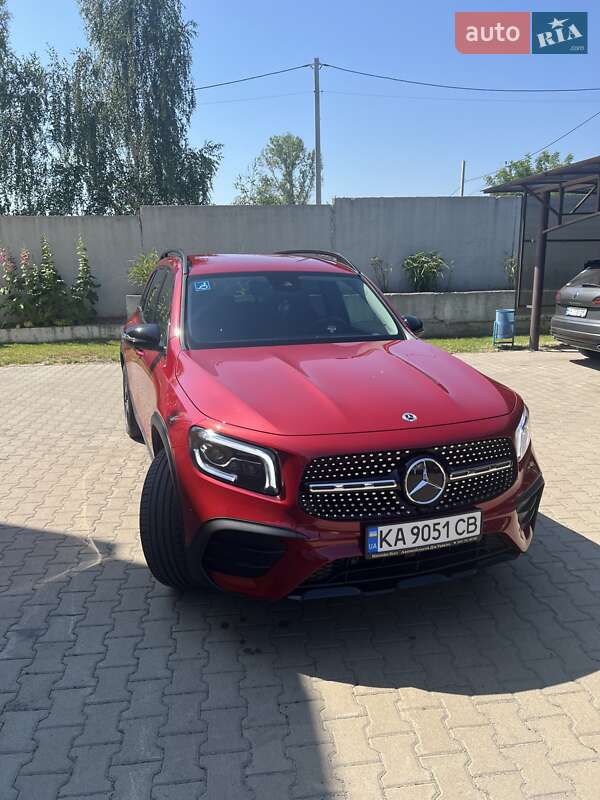 Mercedes-Benz GLB-Class 2021
