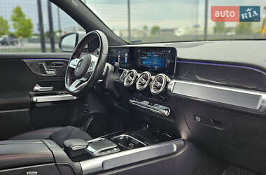 Внедорожник / Кроссовер Mercedes-Benz GLB-Class 2021 в 