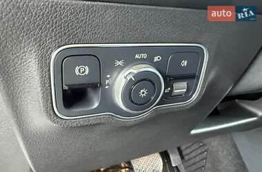 Внедорожник / Кроссовер Mercedes-Benz GLB-Class 2021 в 