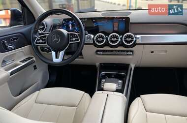 Внедорожник / Кроссовер Mercedes-Benz GLB-Class 2021 в 