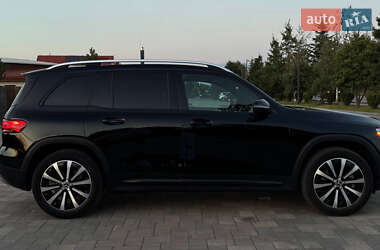 Внедорожник / Кроссовер Mercedes-Benz GLB-Class 2022 в 