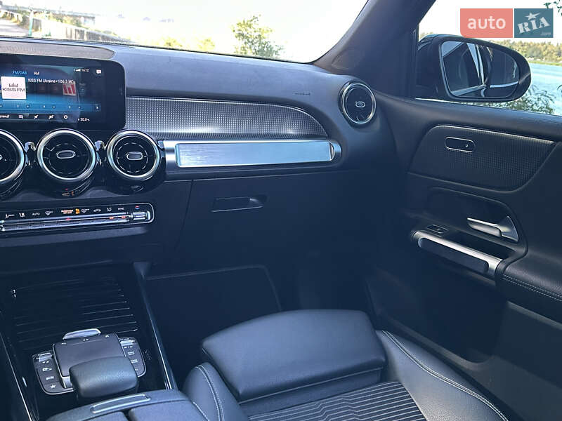 Позашляховик / Кросовер Mercedes-Benz GLB-Class 2020 в Києві