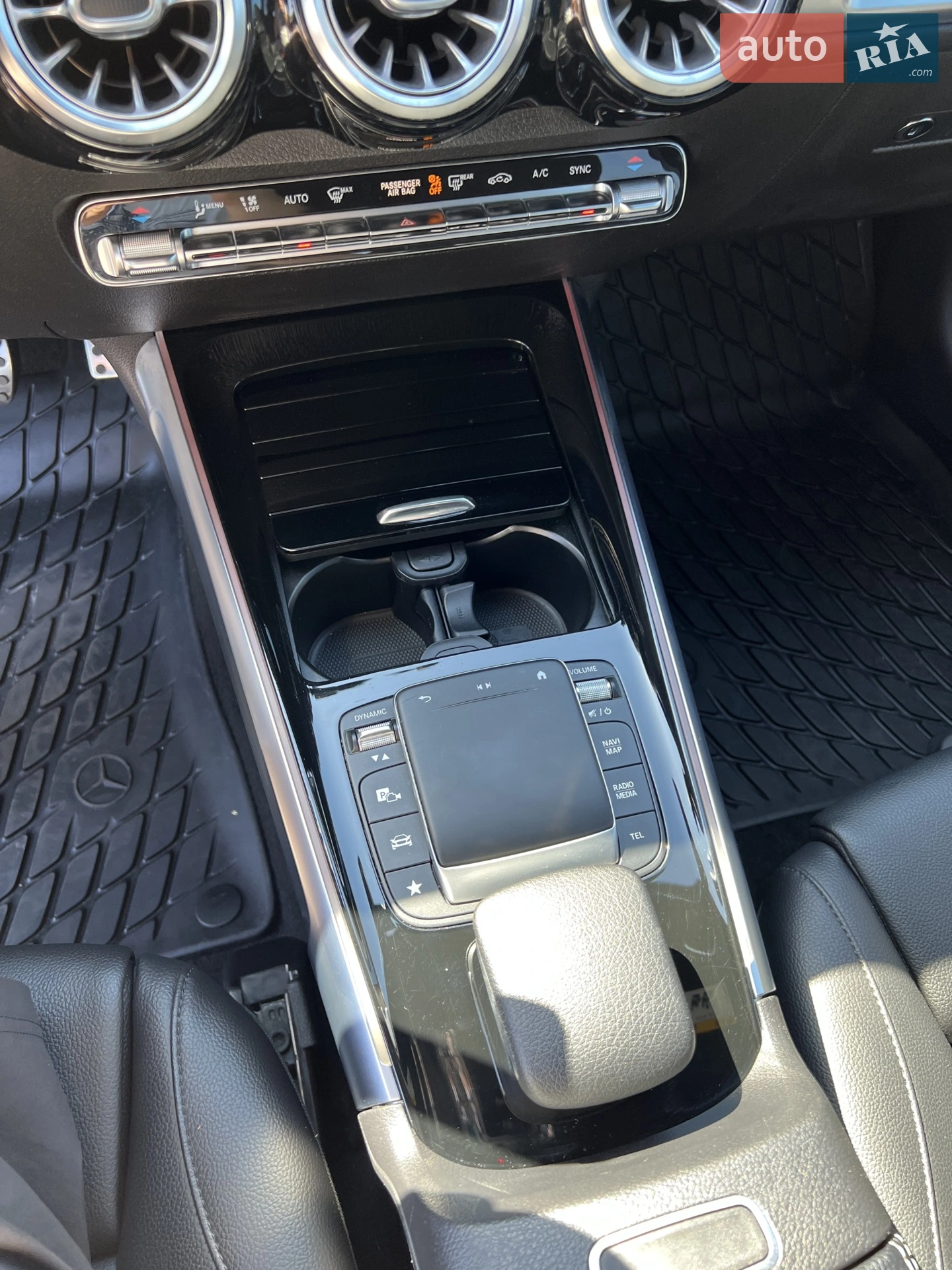 2021 Mercedes-Benz GLB - мініатюра 20