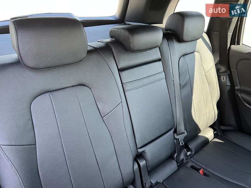 Внедорожник / Кроссовер Mercedes-Benz GLB-Class 2021 в Киеве