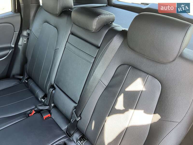 Внедорожник / Кроссовер Mercedes-Benz GLB-Class 2021 в Киеве