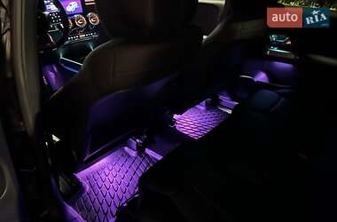 Внедорожник / Кроссовер Mercedes-Benz GLB-Class 2021 в 