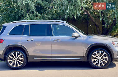 Внедорожник / Кроссовер Mercedes-Benz GLB-Class 2020 в 