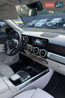 Внедорожник / Кроссовер Mercedes-Benz GLB-Class 2020 в 