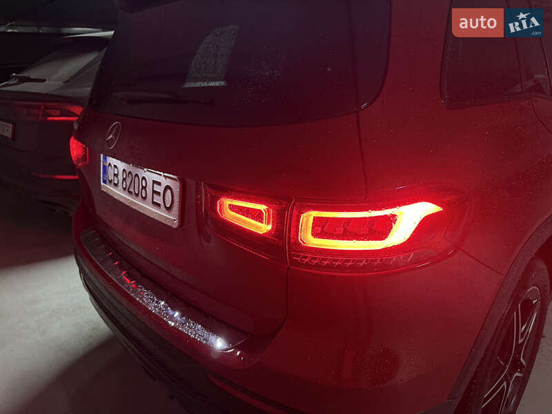 Внедорожник / Кроссовер Mercedes-Benz GLB-Class 2020 в Ивано-Франковске