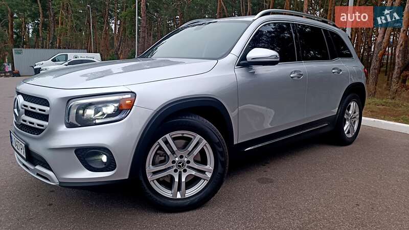 Внедорожник / Кроссовер Mercedes-Benz GLB-Class 2019 в Киеве