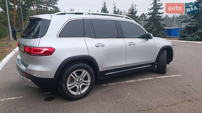 Внедорожник / Кроссовер Mercedes-Benz GLB-Class 2019 в Киеве