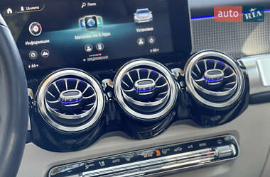 Внедорожник / Кроссовер Mercedes-Benz GLB-Class 2020 в 