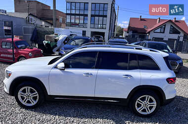 Позашляховик / Кросовер Mercedes-Benz GLB-Class 2021 в 