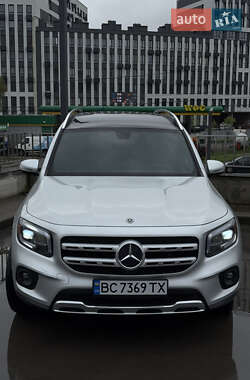 Позашляховик / Кросовер Mercedes-Benz GLB-Class 2020 в 