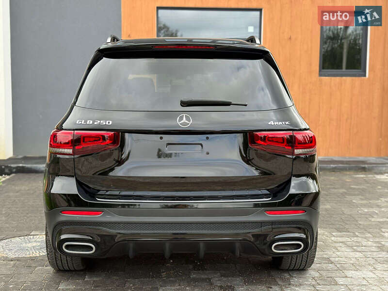 Внедорожник / Кроссовер Mercedes-Benz GLB-Class 2022 в Луцке