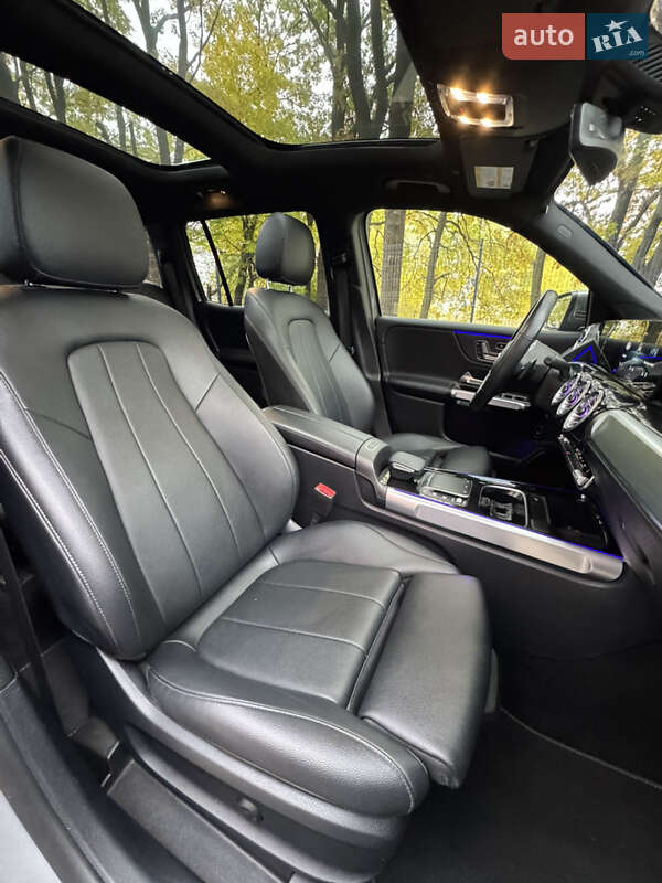 Внедорожник / Кроссовер Mercedes-Benz GLB-Class 2022 в Чернигове