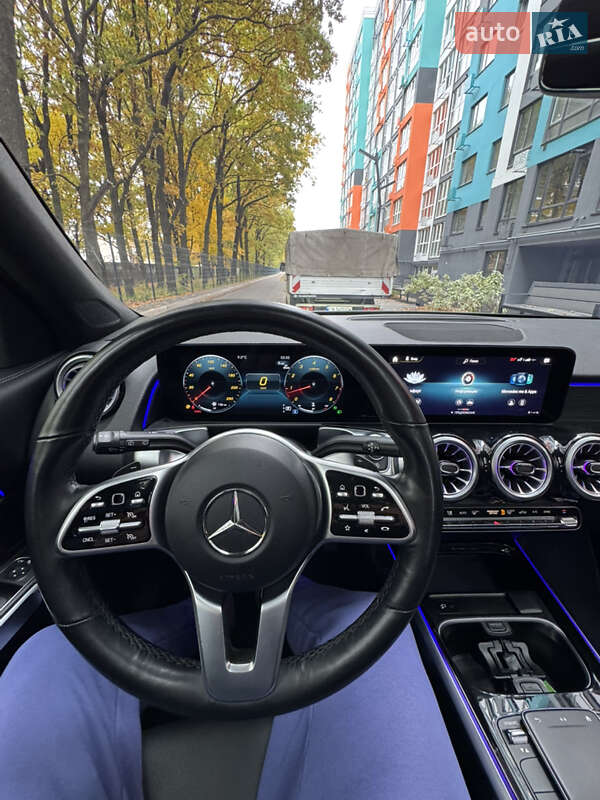 Внедорожник / Кроссовер Mercedes-Benz GLB-Class 2022 в Чернигове