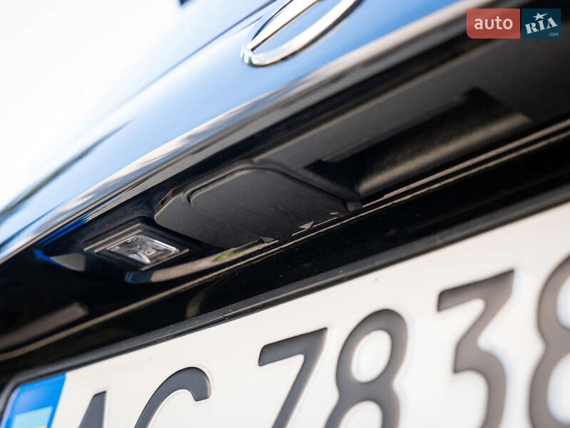 Позашляховик / Кросовер Mercedes-Benz GLB-Class 2019 в Луцьку