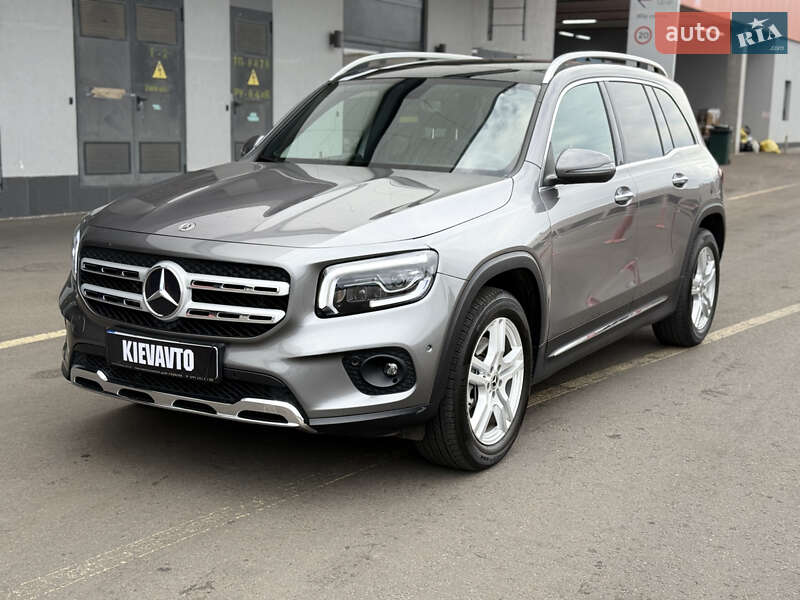Mercedes-Benz GLB-Class 2021