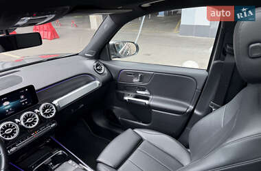 Внедорожник / Кроссовер Mercedes-Benz GLB-Class 2021 в 