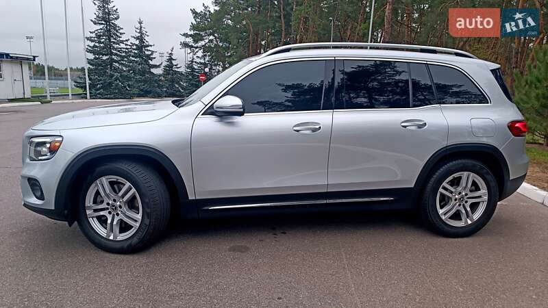 Позашляховик / Кросовер Mercedes-Benz GLB-Class 2019 в Києві