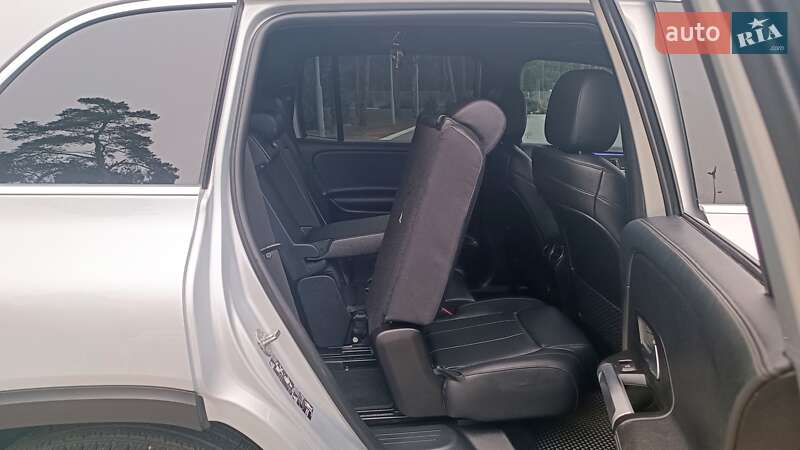 Позашляховик / Кросовер Mercedes-Benz GLB-Class 2019 в Києві