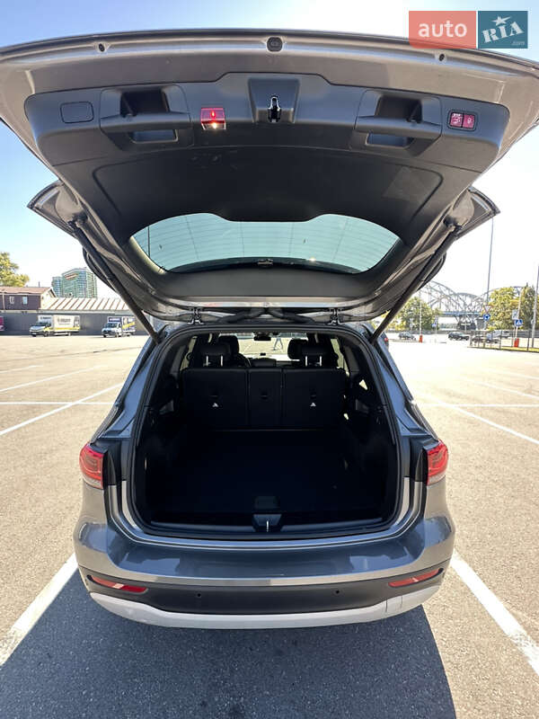 Внедорожник / Кроссовер Mercedes-Benz GLB-Class 2021 в Киеве фото 14 Внедорожник / Кроссовер Mercedes-Benz GLB-Class 2021 в Киеве