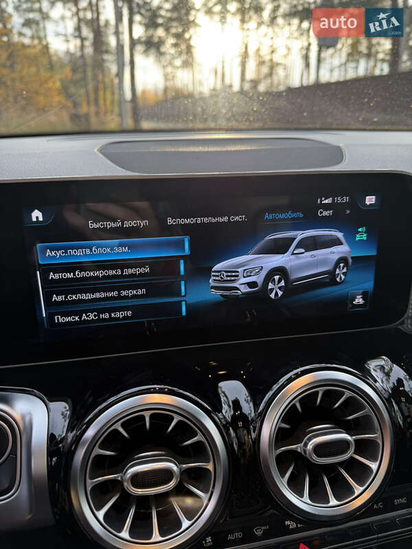 Внедорожник / Кроссовер Mercedes-Benz GLB-Class 2021 в Киеве