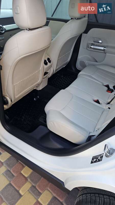 Внедорожник / Кроссовер Mercedes-Benz GLB-Class 2022 в Киеве фото 11 Внедорожник / Кроссовер Mercedes-Benz GLB-Class 2022 в Киеве