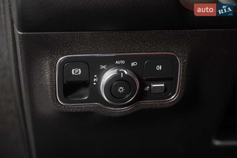 Позашляховик / Кросовер Mercedes-Benz GLB-Class 2020 в Одесі фото 44 Позашляховик / Кросовер Mercedes-Benz GLB-Class 2020 в Одесі